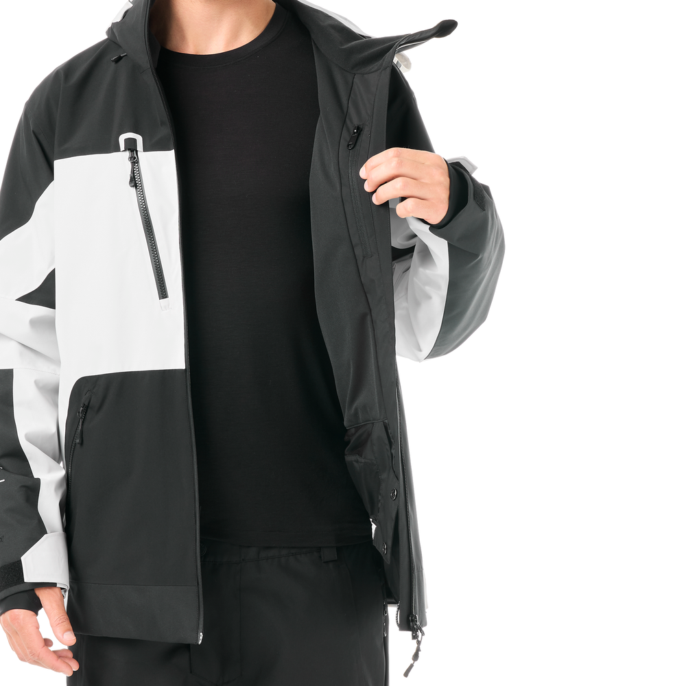Zipped interior pocket