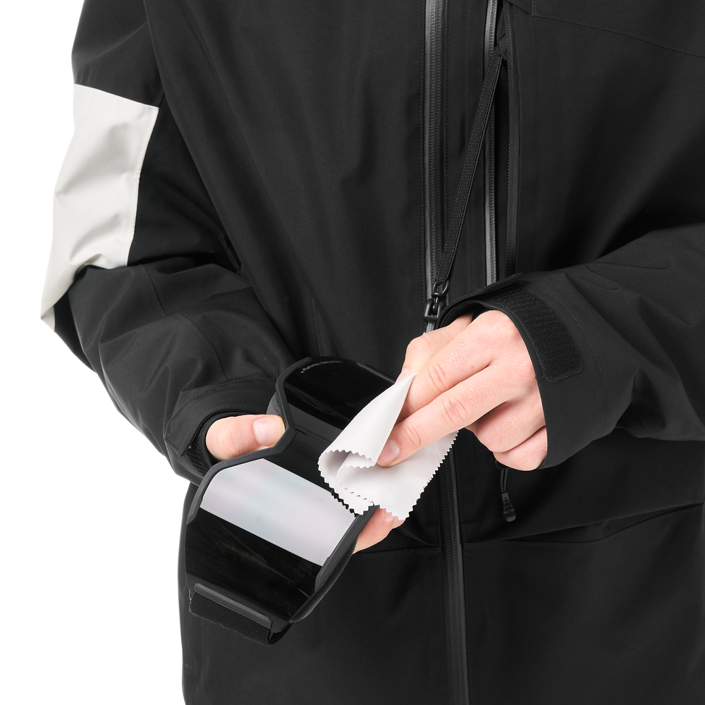 Zippered chest pocket with a cleaner for masks and ski goggles