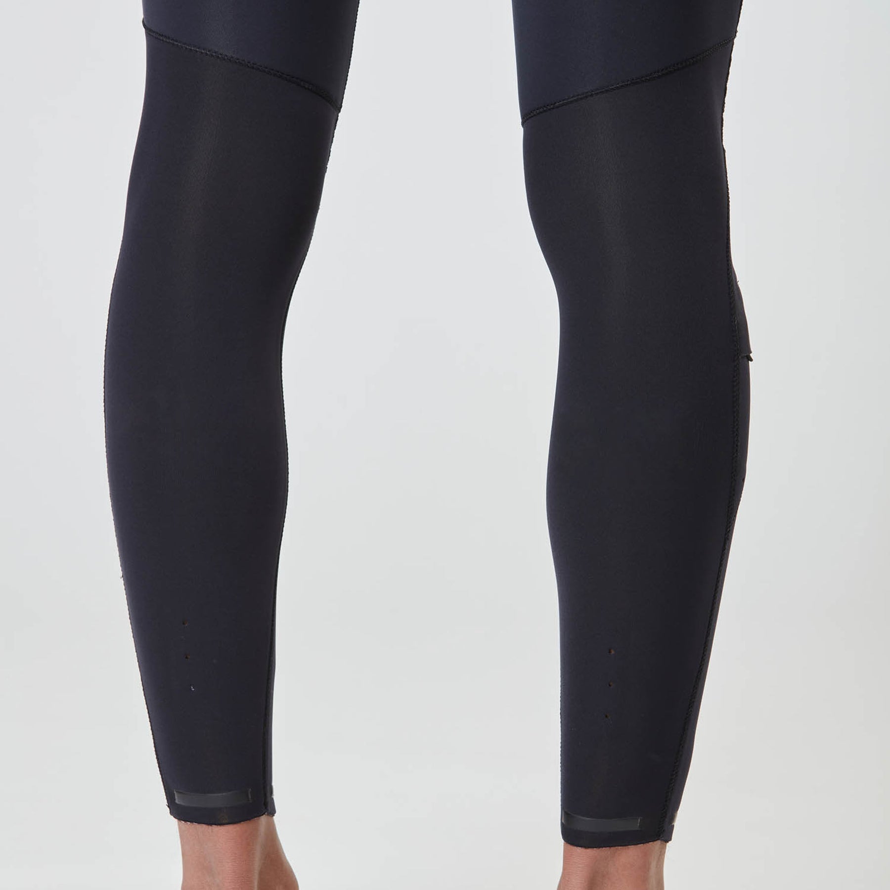 EQUATION 3/2 LOGO FZ __color:Black#3
