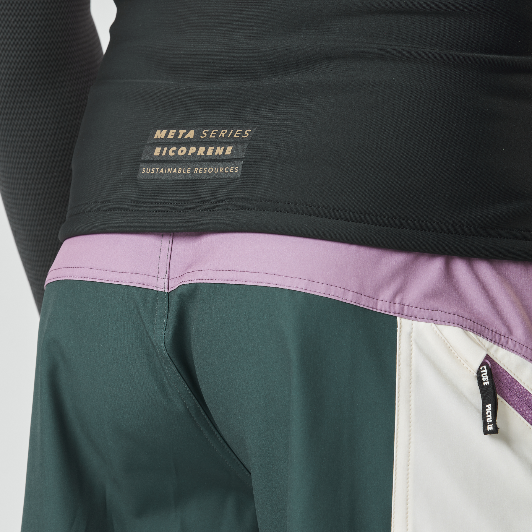 FLOATS 1.5 FLEXSKIN TOP __color:Black#12