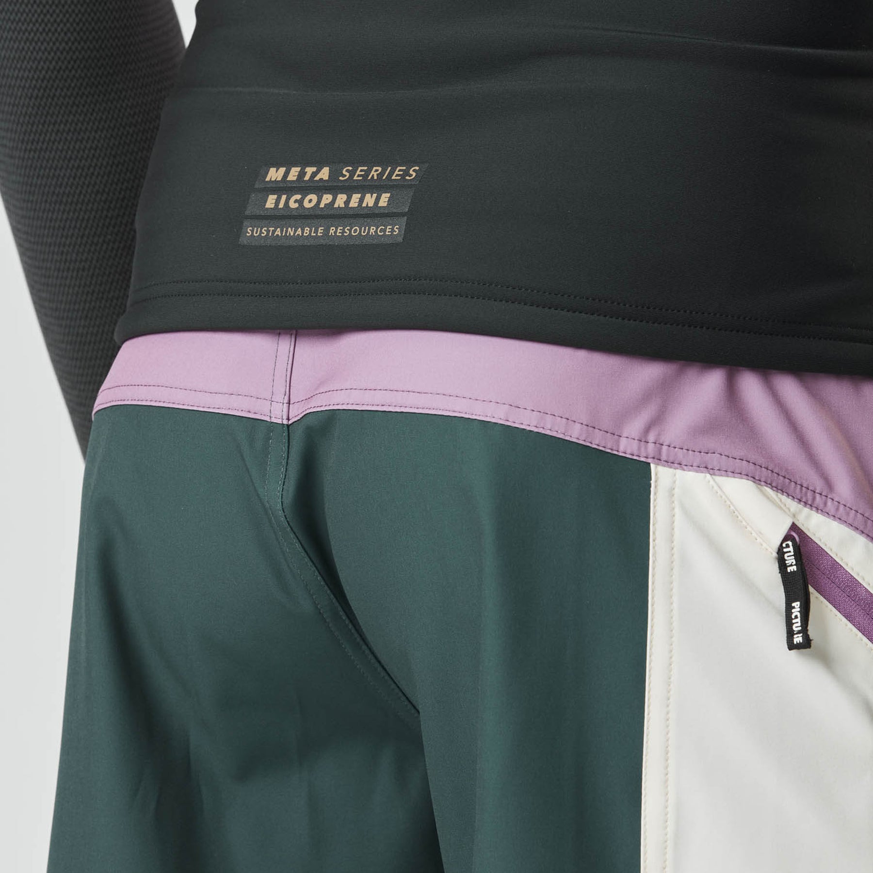 FLOATS 1.5 FLEXSKIN TOP __color:Black#14