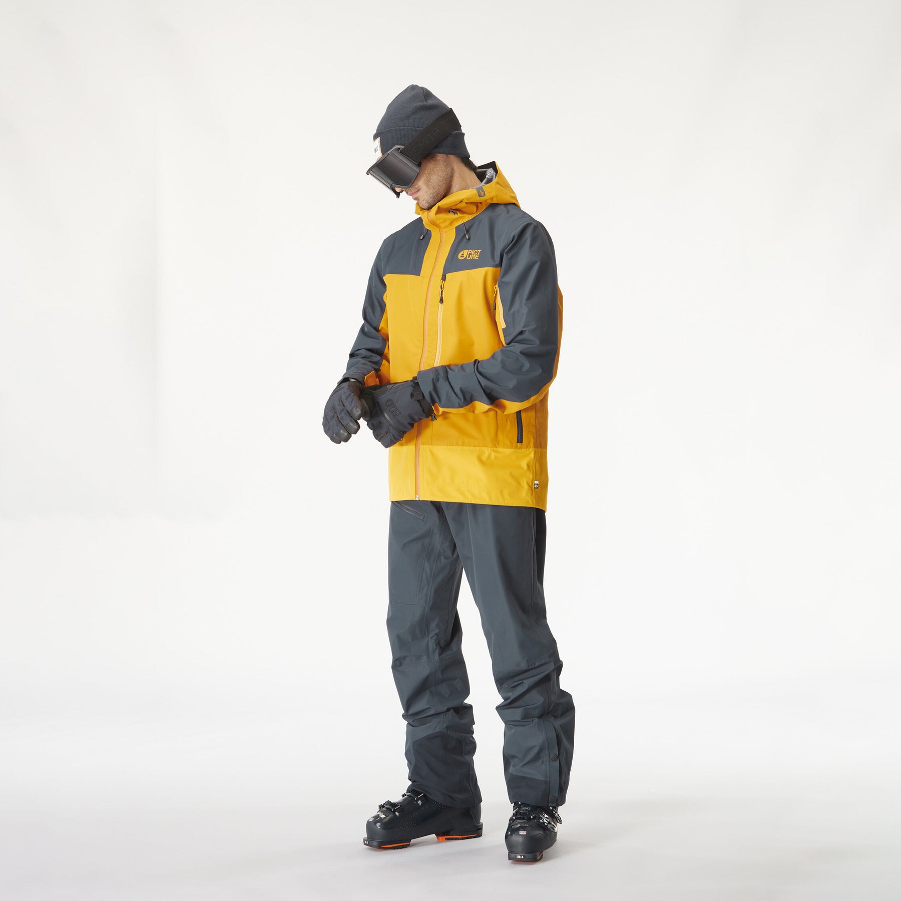 BROADER 3L JKT __color:Camel-Dark_Blue#5