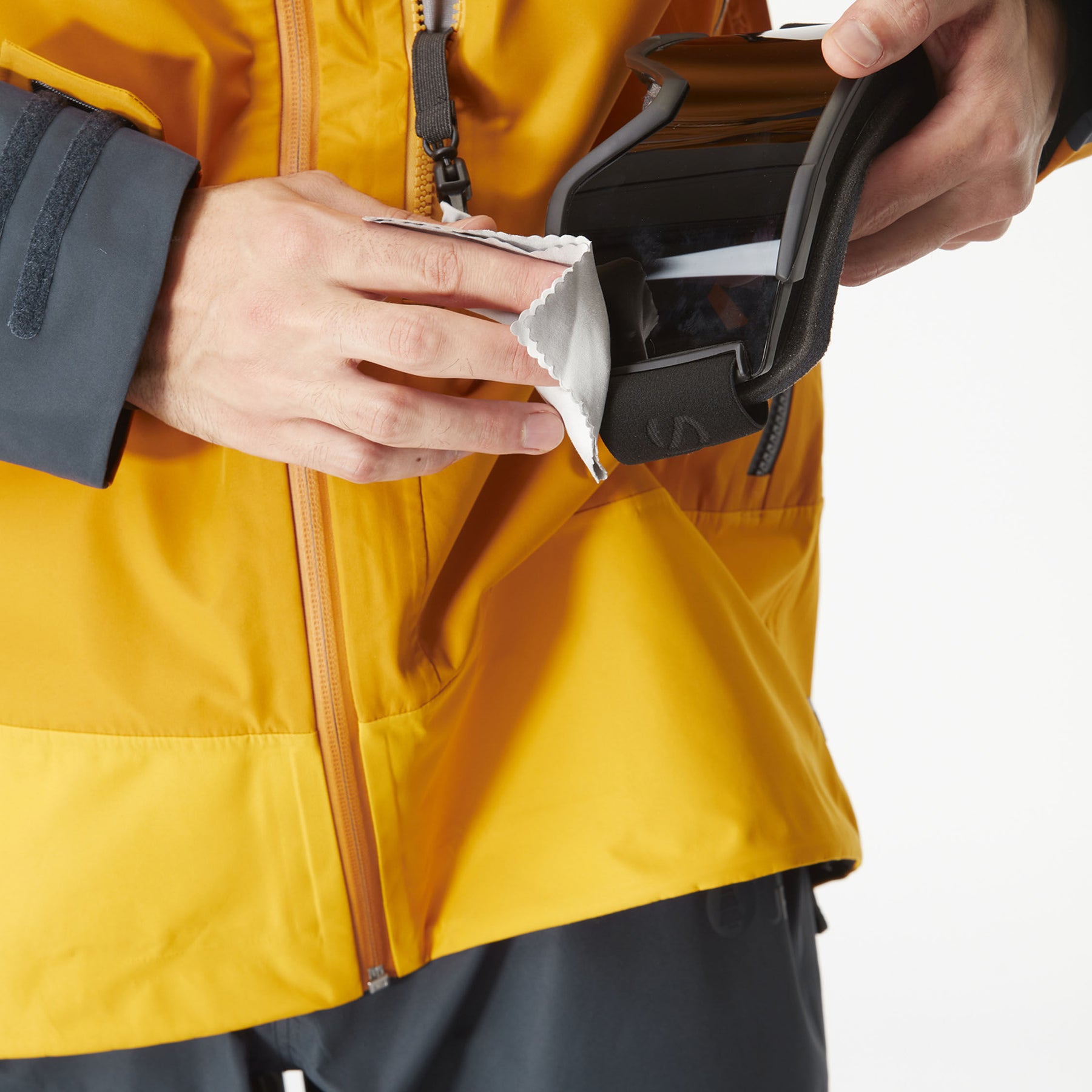BROADER 3L JKT __color:Camel-Dark_Blue#15