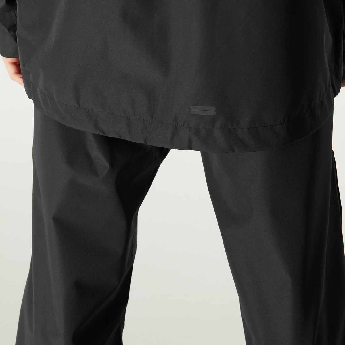ABSTRAL+ 2.5L JKT __color:Black#28