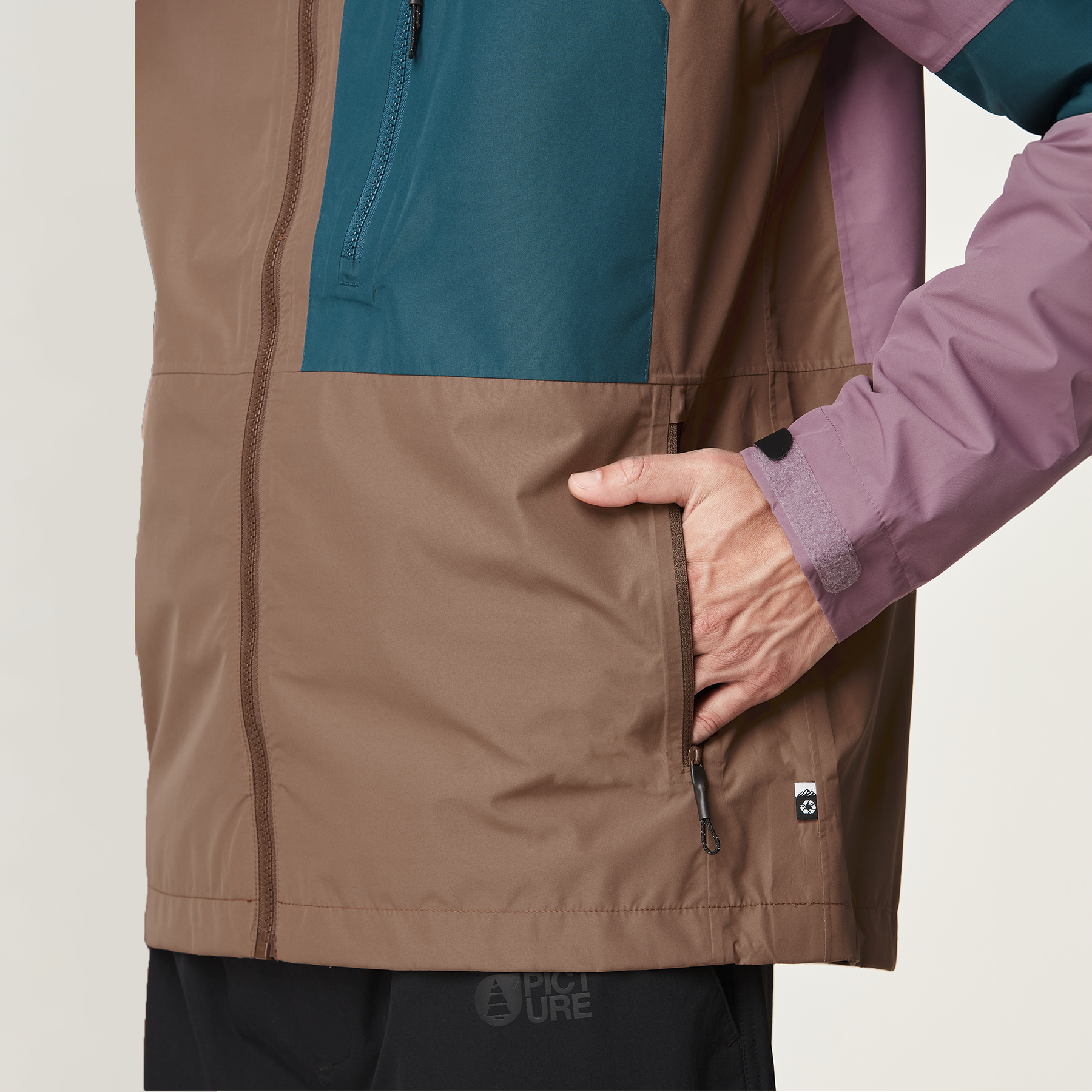 ABSTRAL+ 2.5L JKT __color:Acorn#11