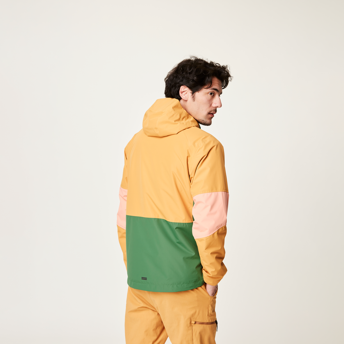 ABSTRAL+ 2.5L JKT __color:Fairway#35