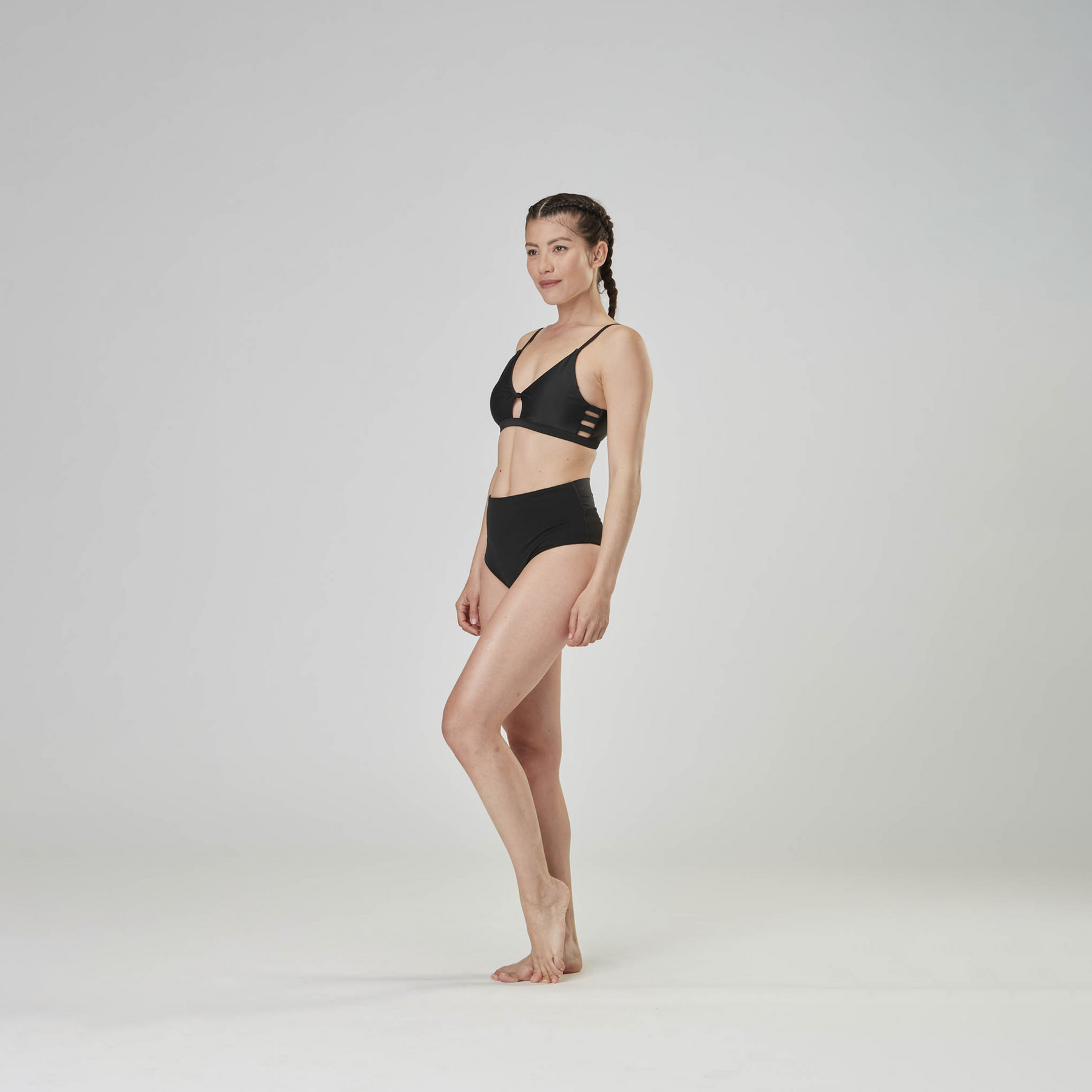 KALTA TRIANGLE TOP __color:Black#2
