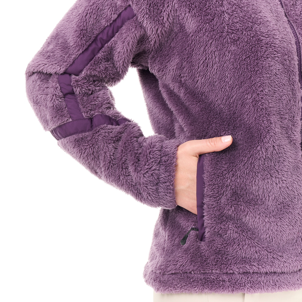 Hand pockets with reversed zips under flap