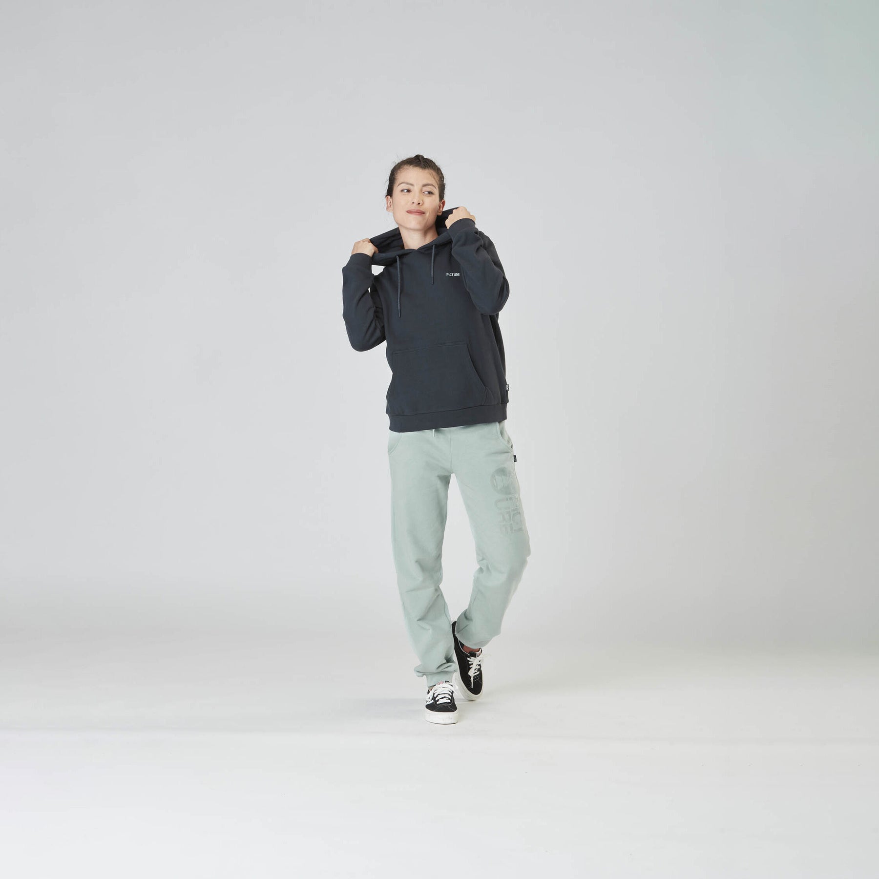 COCOONS JOG PANTS __color:Blue_Surf#5