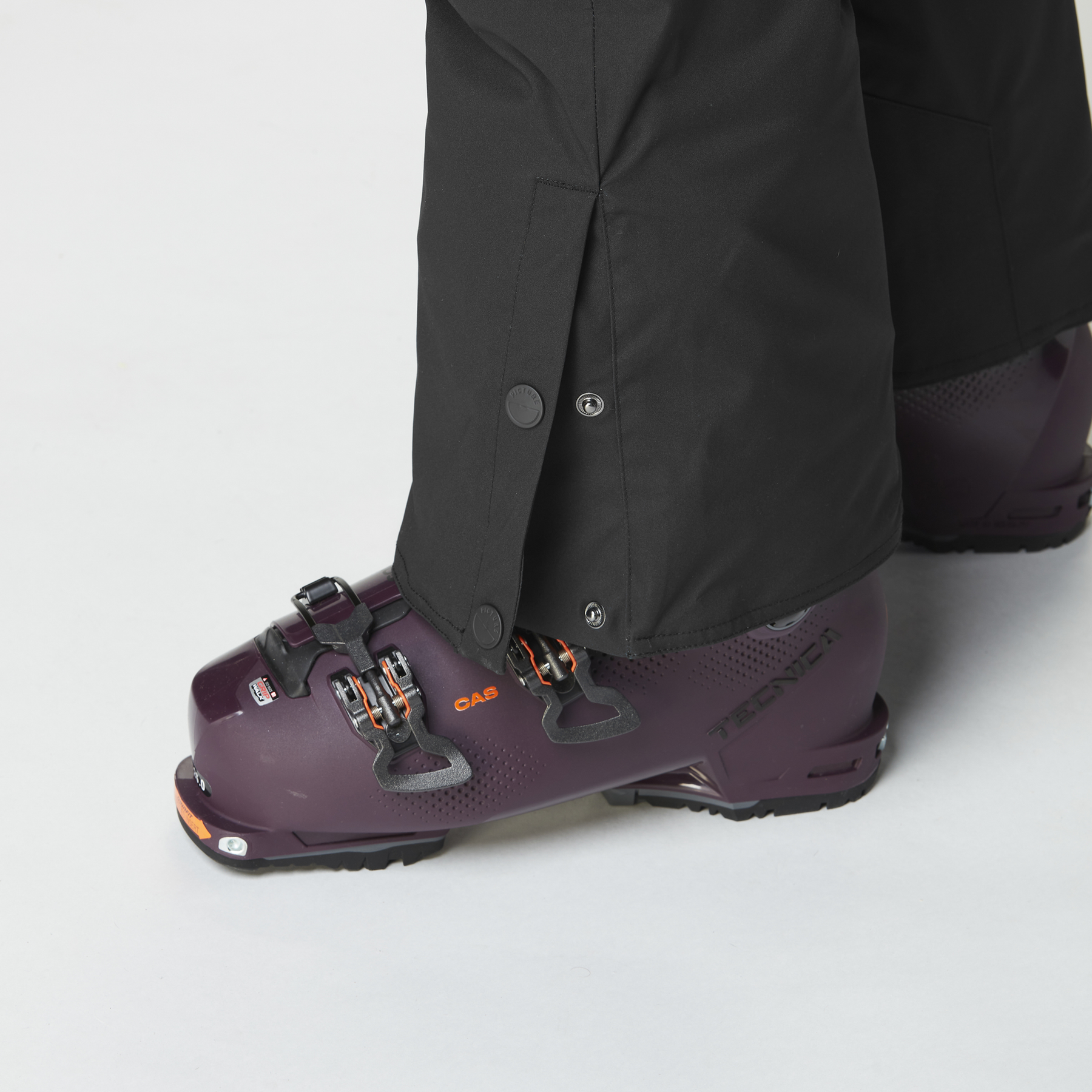 ELWY BIB PANTS __color:Black#5