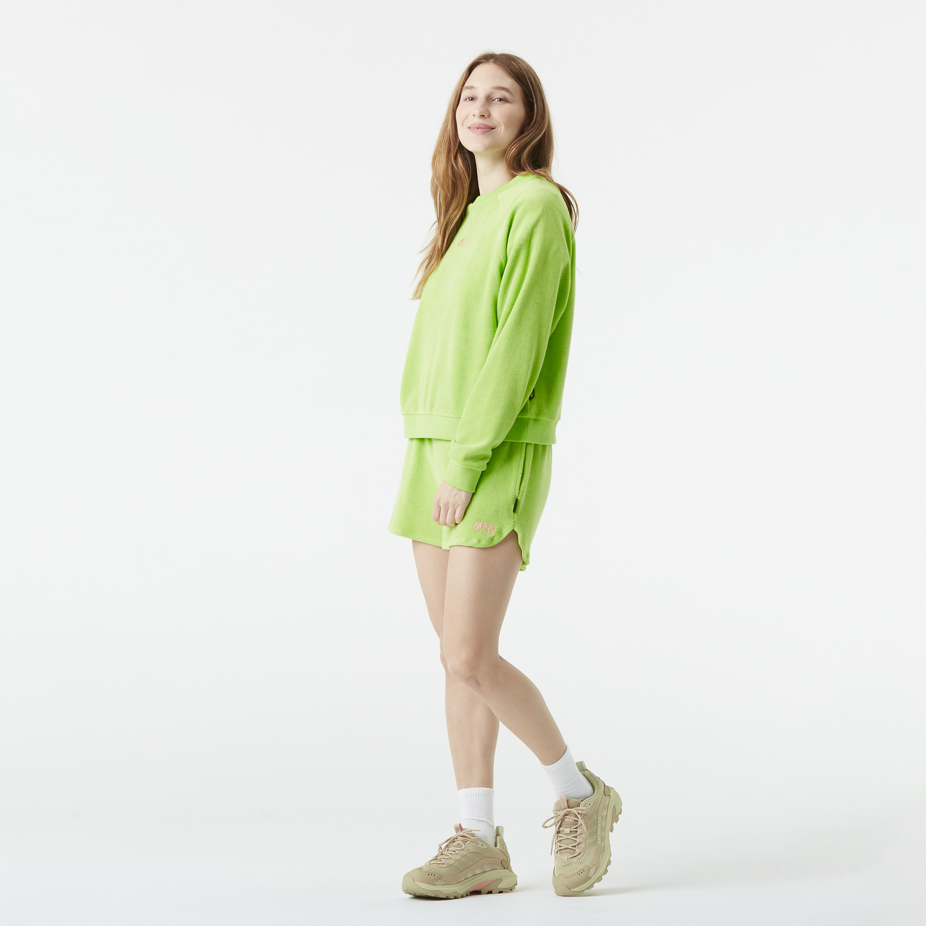 CARRELLA SHORTS __color:Sap_Green#0
