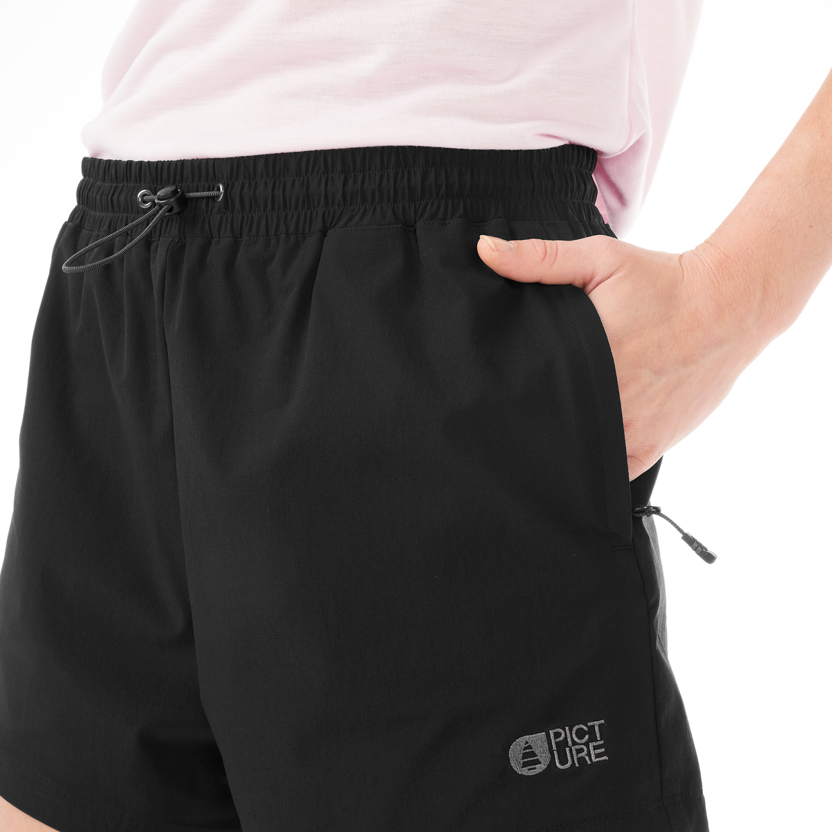 OSLON TECH SHORTS __color:Black#13