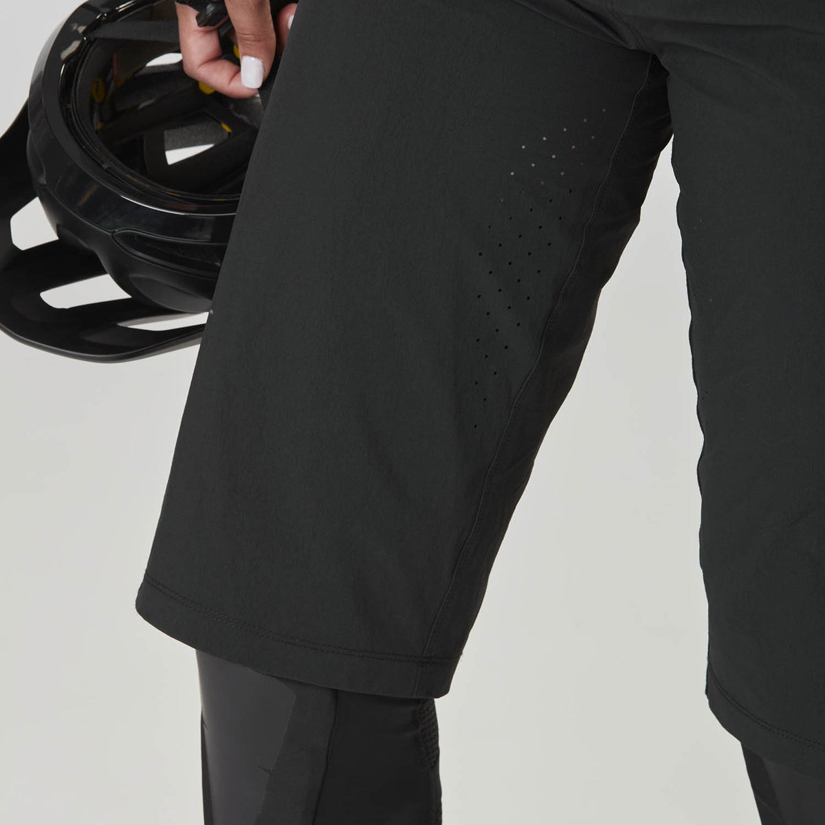 VELLIR L STRETCH W SHORTS __color:Black#7