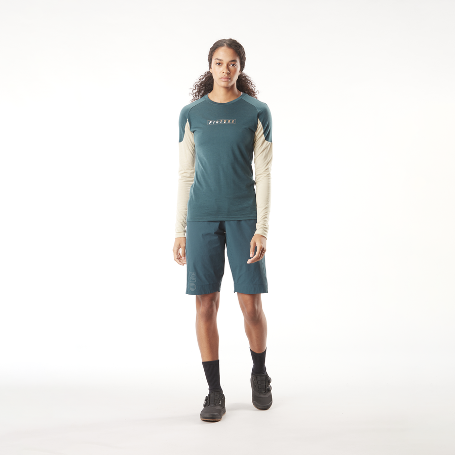 VELLIR STRETCH W SHORTS __color:Deep_Water#0