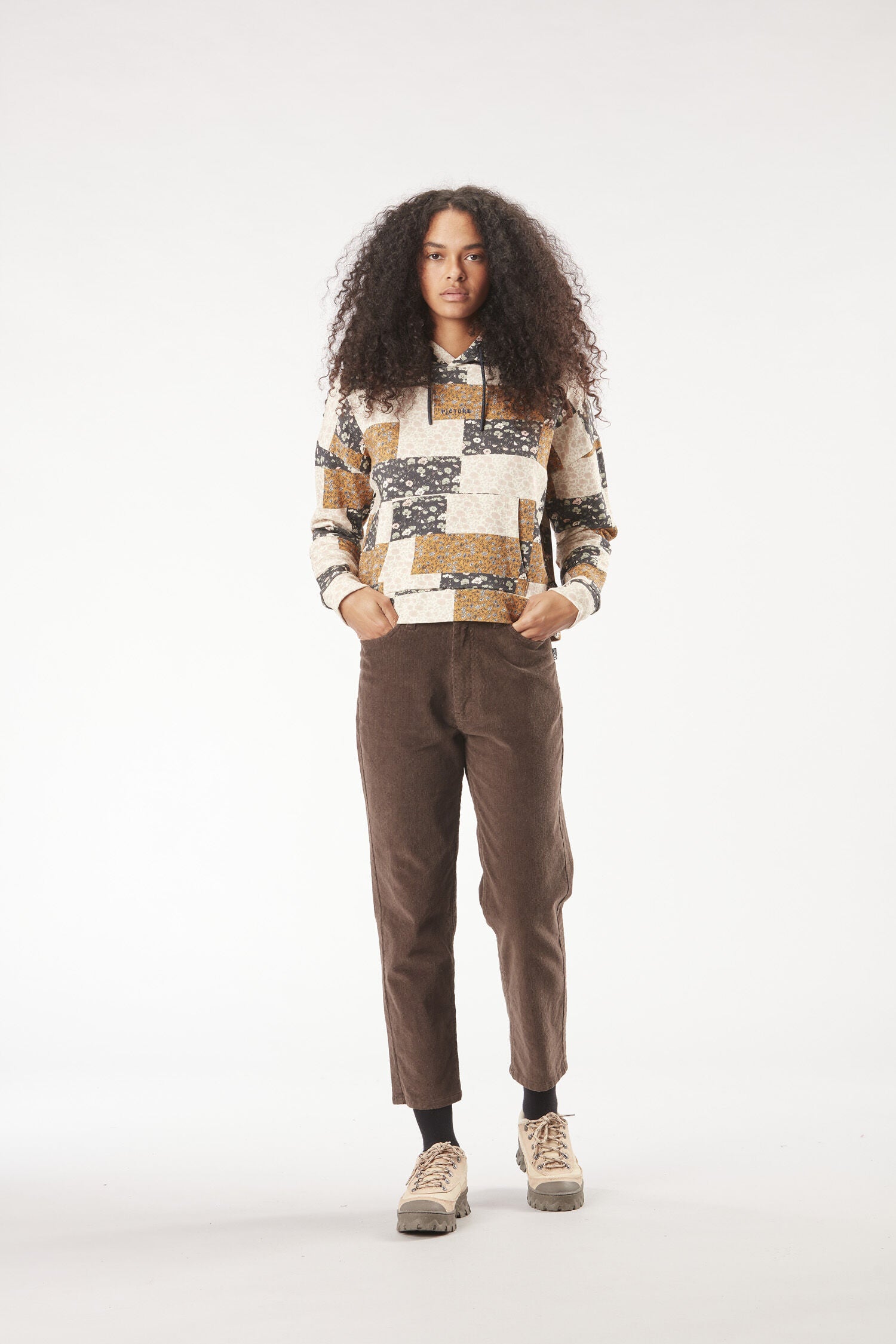 NERIS CROP HOODIE __color:Patchwork_Print#23