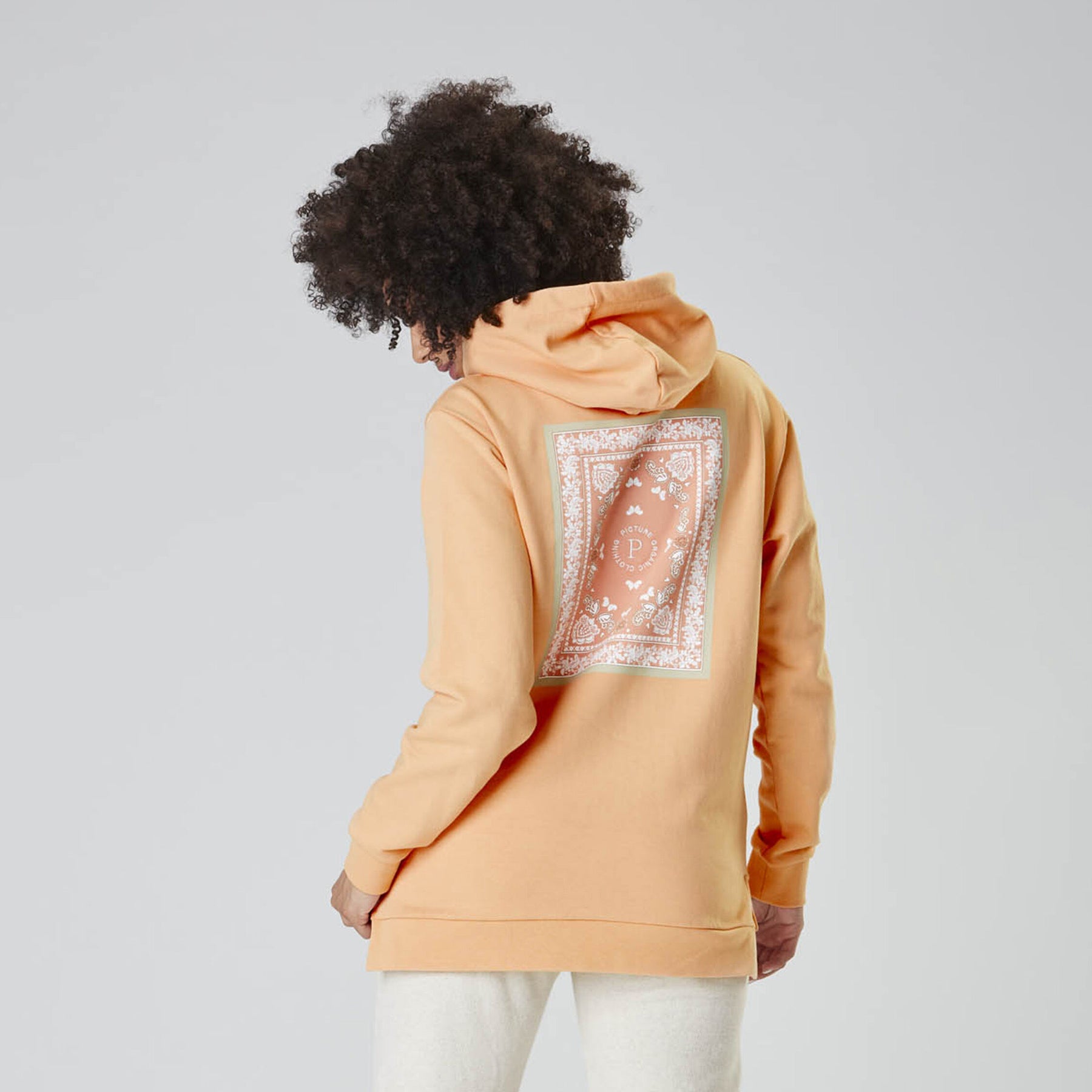 JANYKA LONG SWEAT __color:Peach_Nougat#25