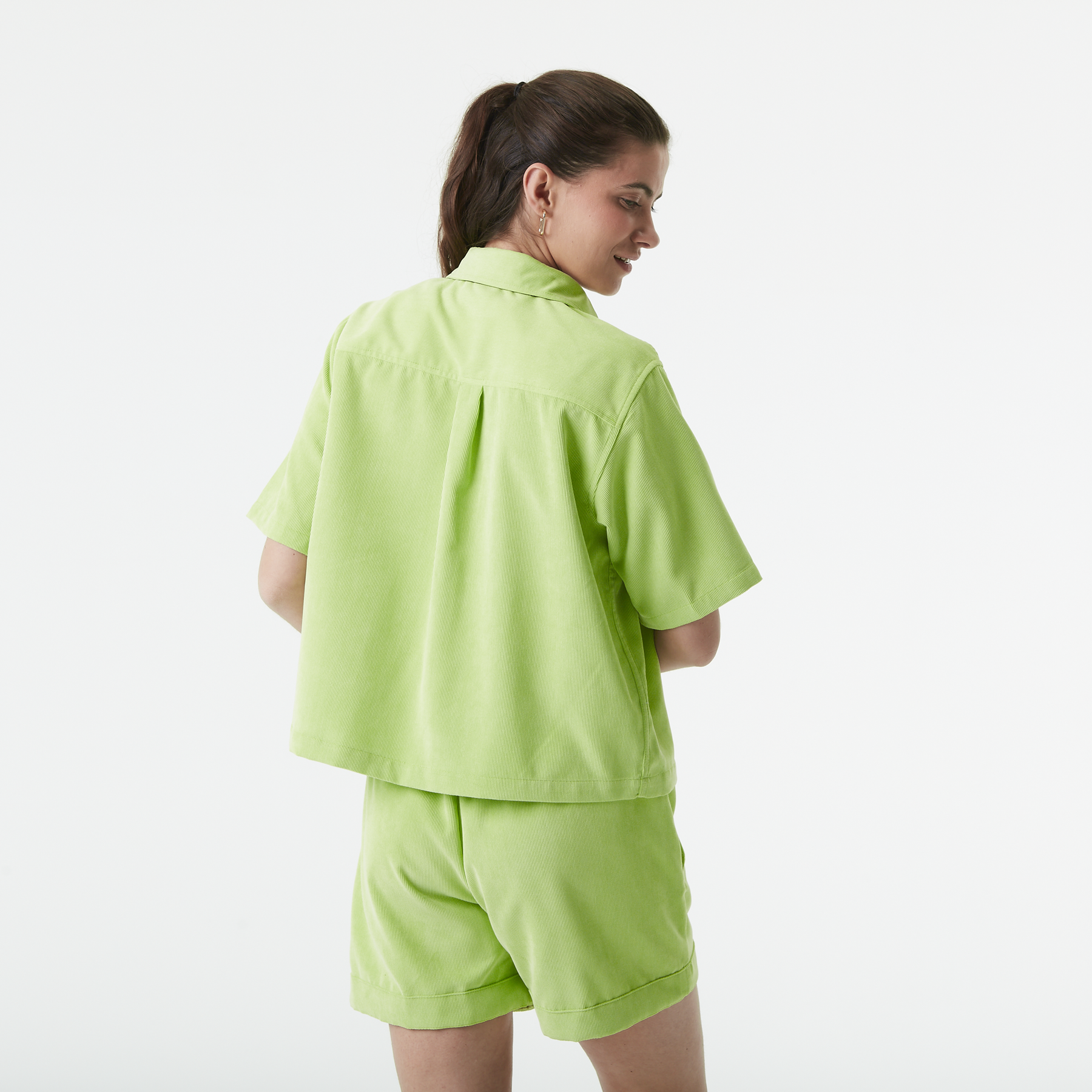 SESIA CORD SHIRT __color:Sap_Green#20