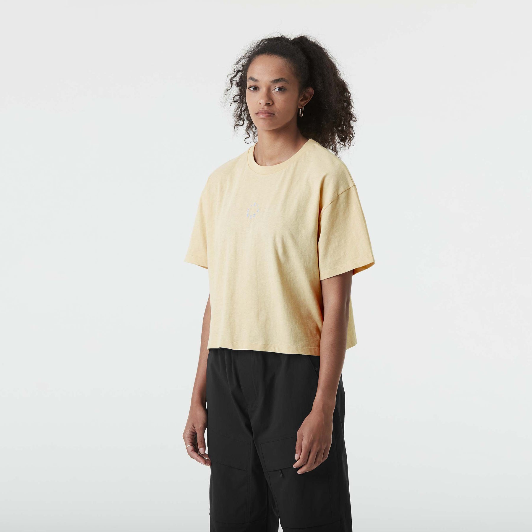 HAMPY TEE __color:Wood_Ash#12