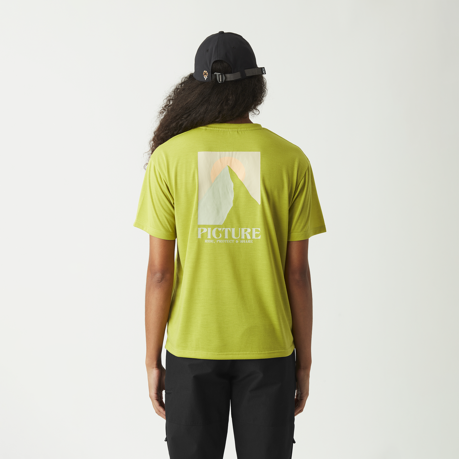 TIMONT W TECH TEE __color:Split_Pea#32