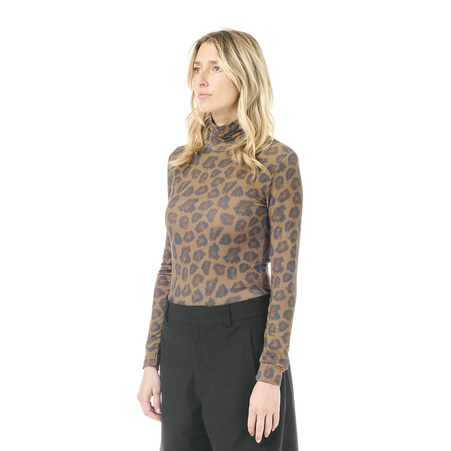 SKIMY PRINTED COL TEE __color:Wild_Spot_Print#21