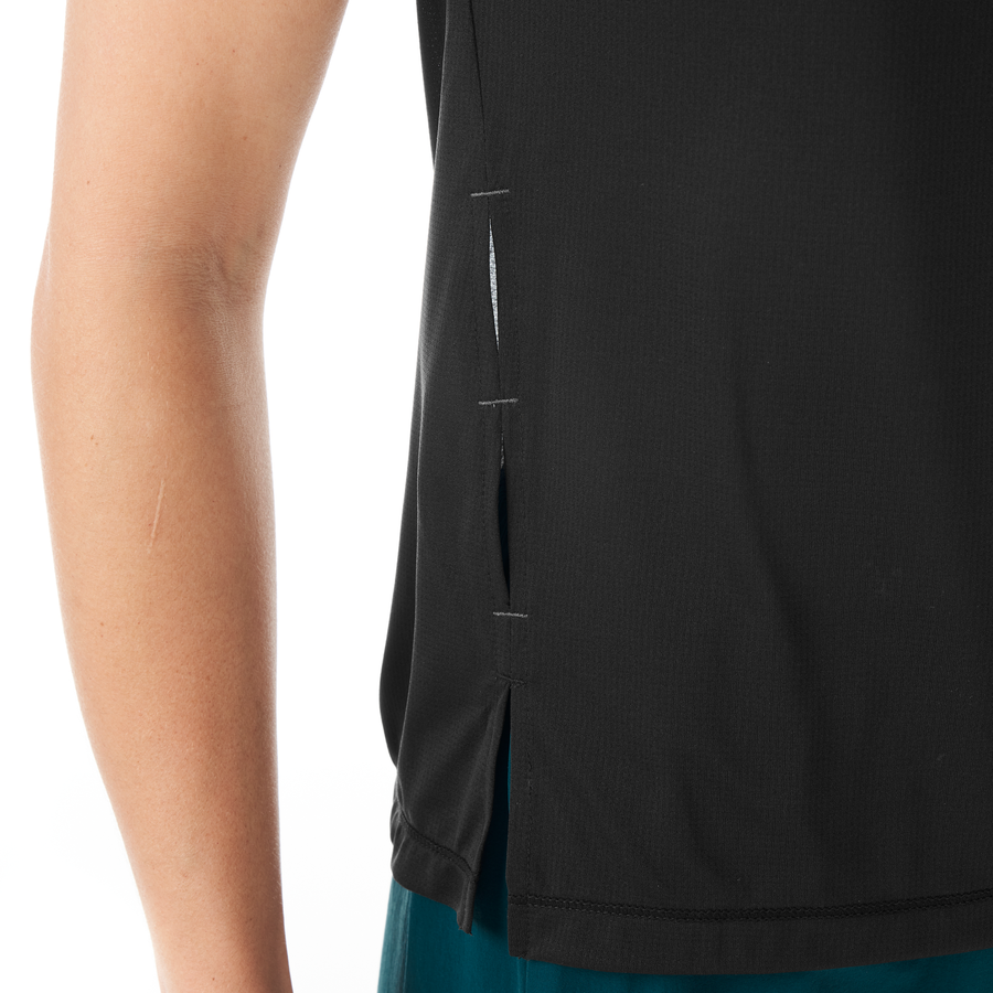 HILA TECH TEE __color:Black#3