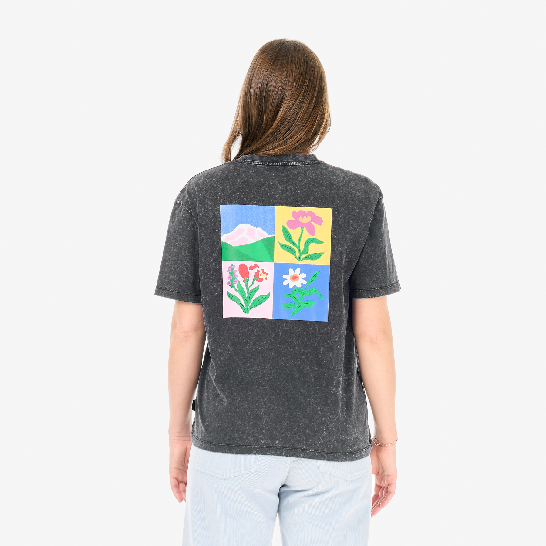 LYRA TEE