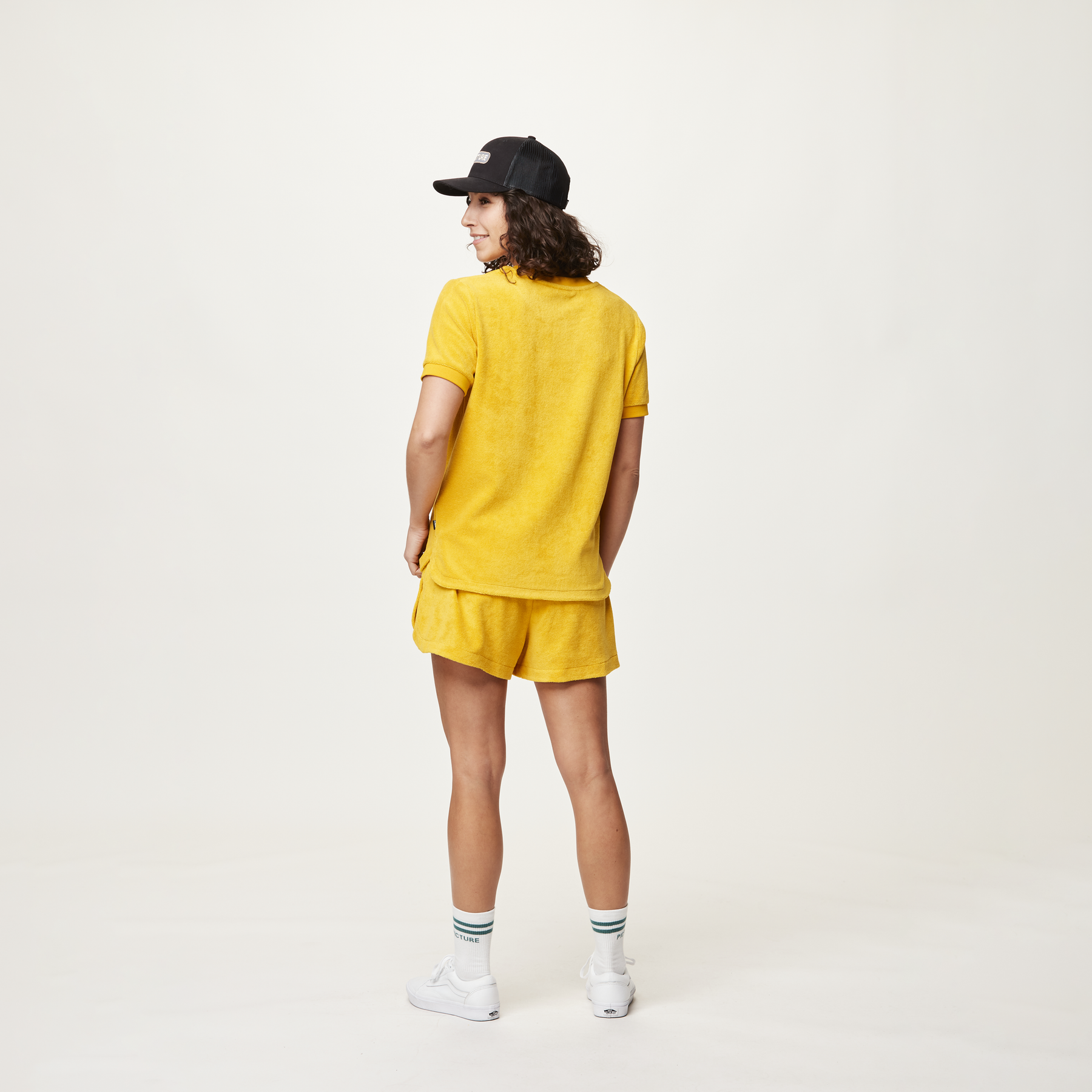 CARRELLA TEE __color:Spectra_Yellow#26