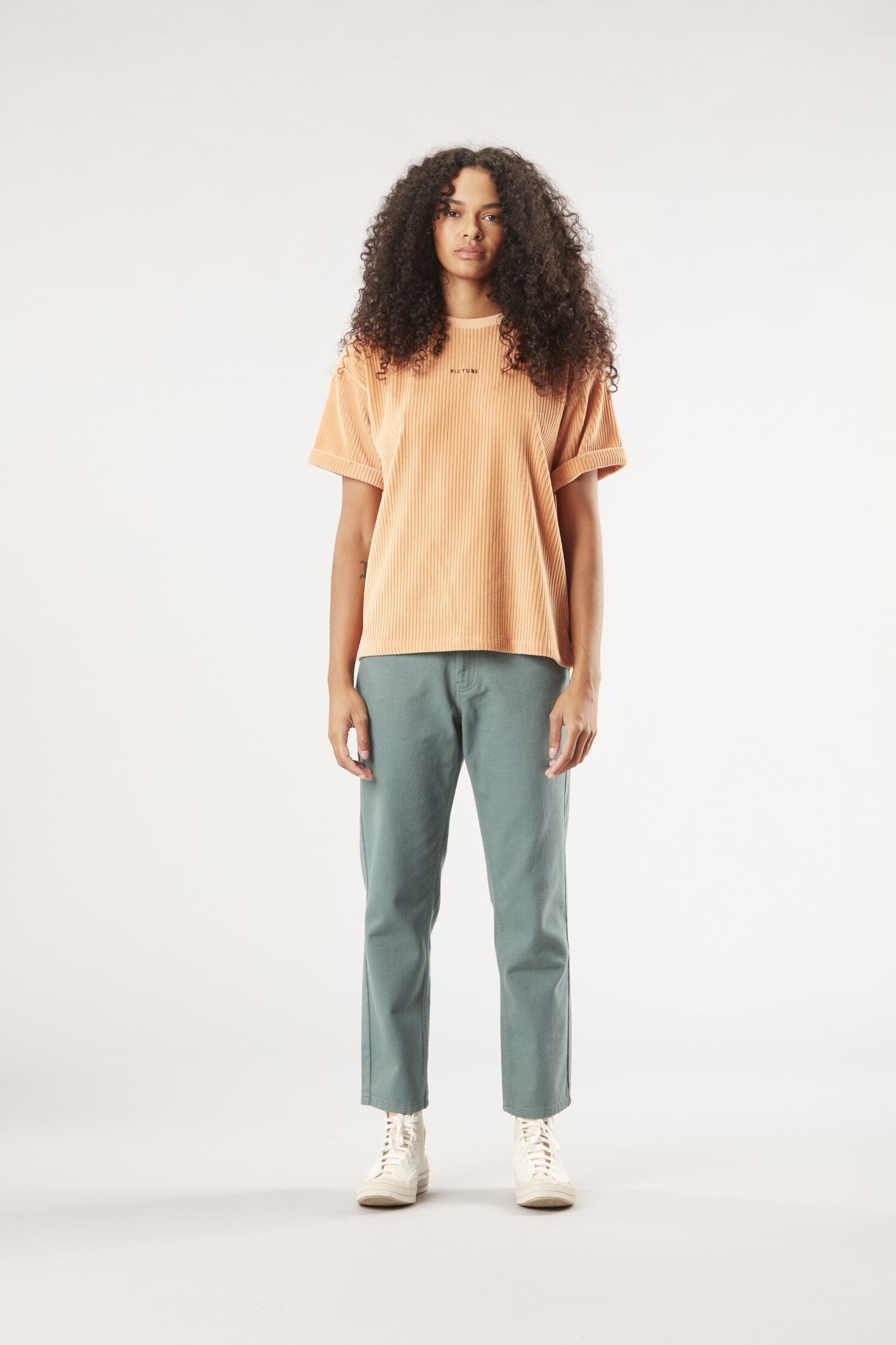 KIARRA VELOURS TEE __color:Toast#29