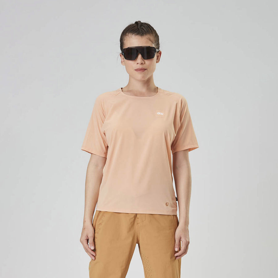 ICE FLOW TECH TEE __color:Peach_nougat#0