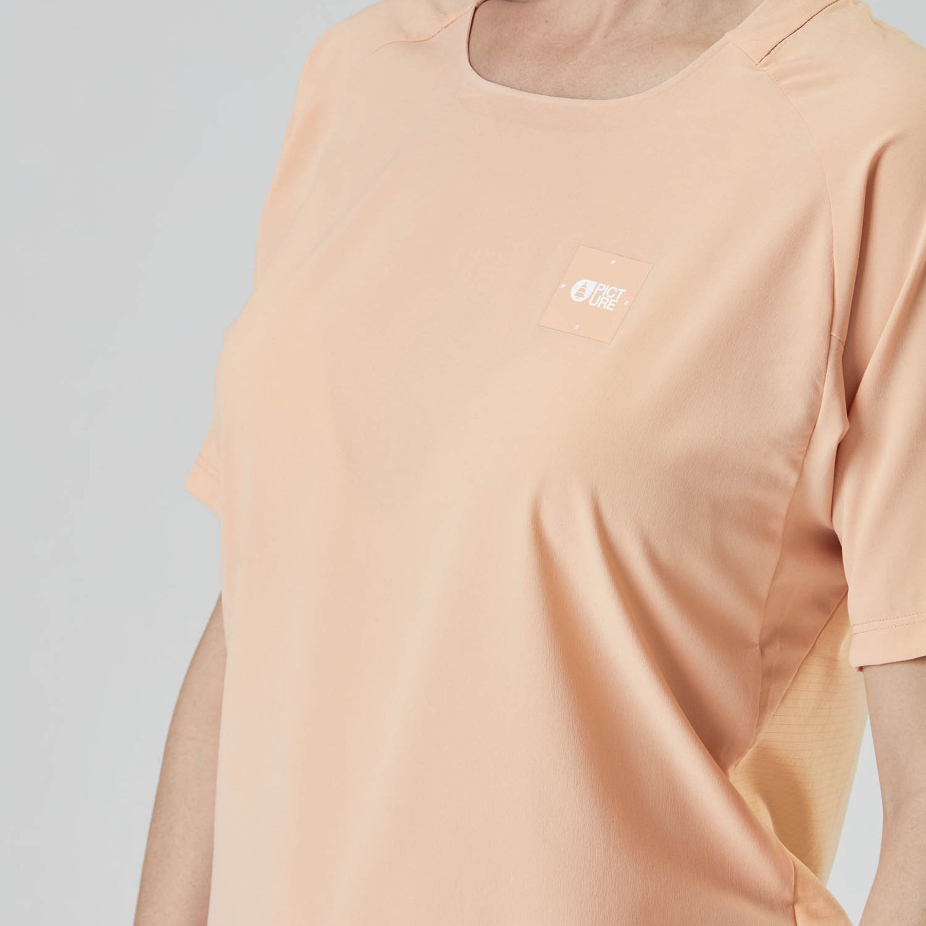 ICE FLOW TECH TEE __color:Peach_nougat#4
