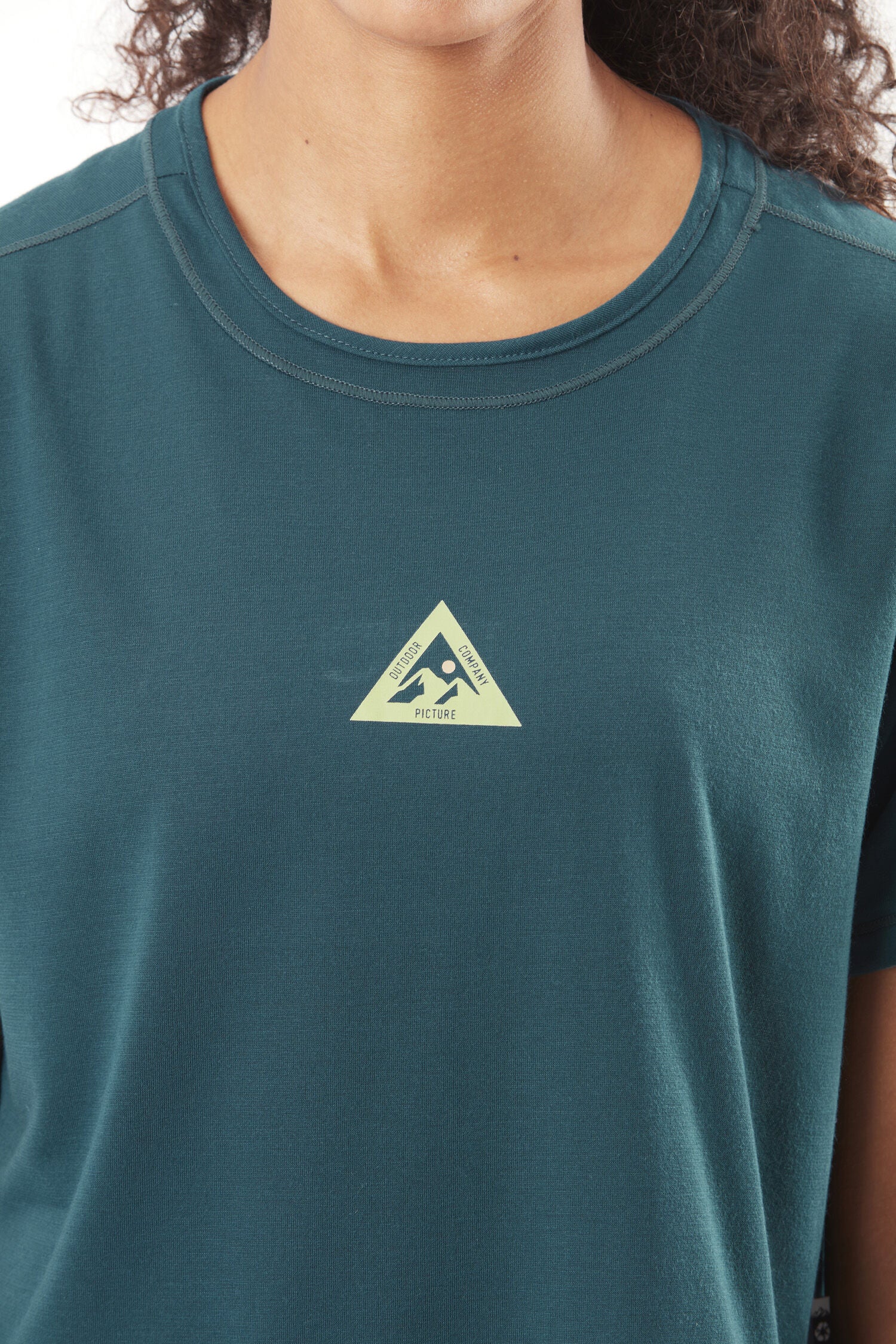 NOVITA TECH TEE __color:Deep_Water#4