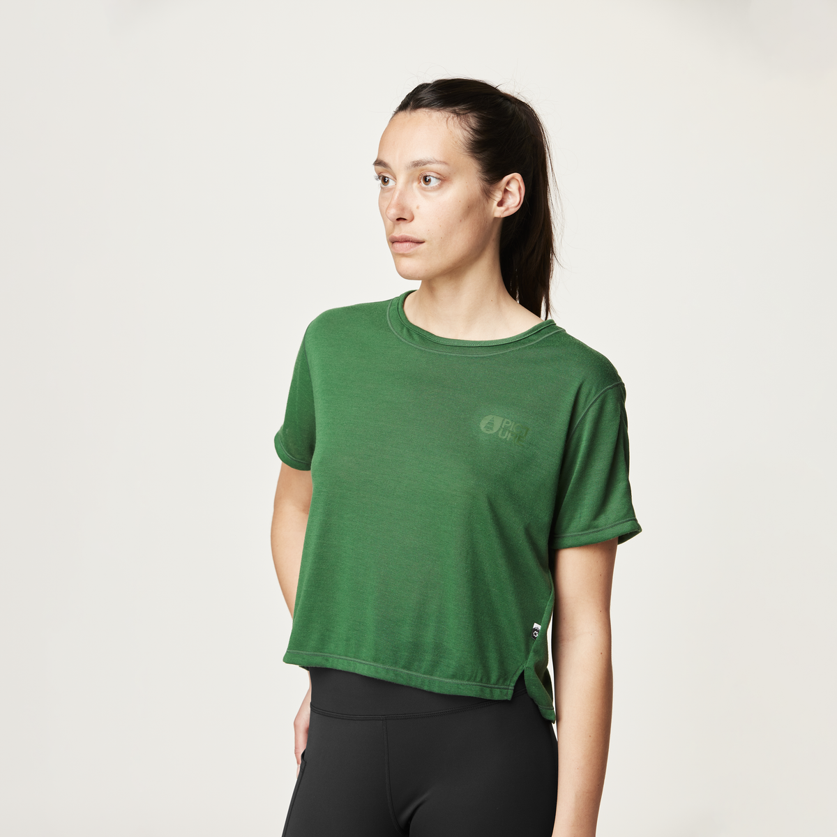 NOVITA TECH TEE __color:Eden#11