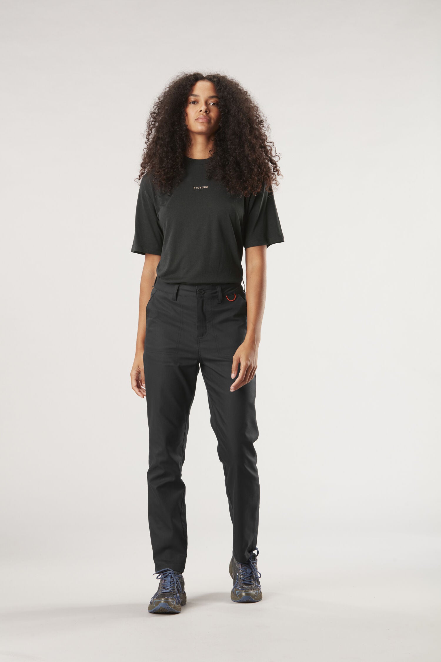 BOBBY TEE __color:Black#1
