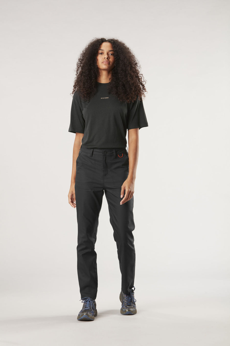 BOBBY TEE __color:Black#1