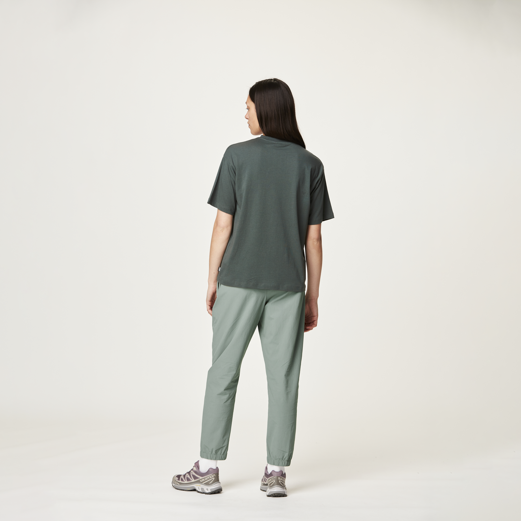 BOBBY TEE __color:Concrete_Grey#8