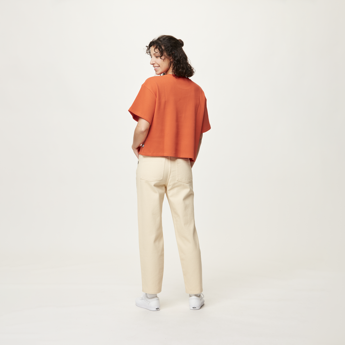 FRAGGI TEE __color:Poinciana#8