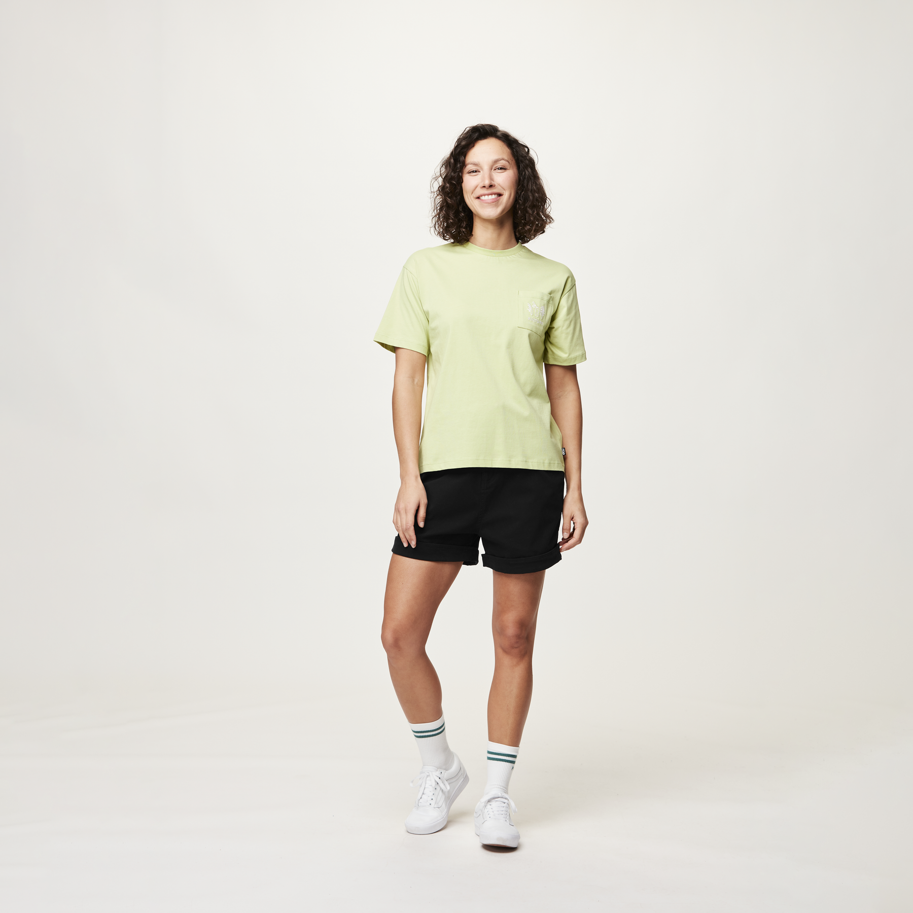 KIARRA POCKET TEE __color:Winter_Pear#7