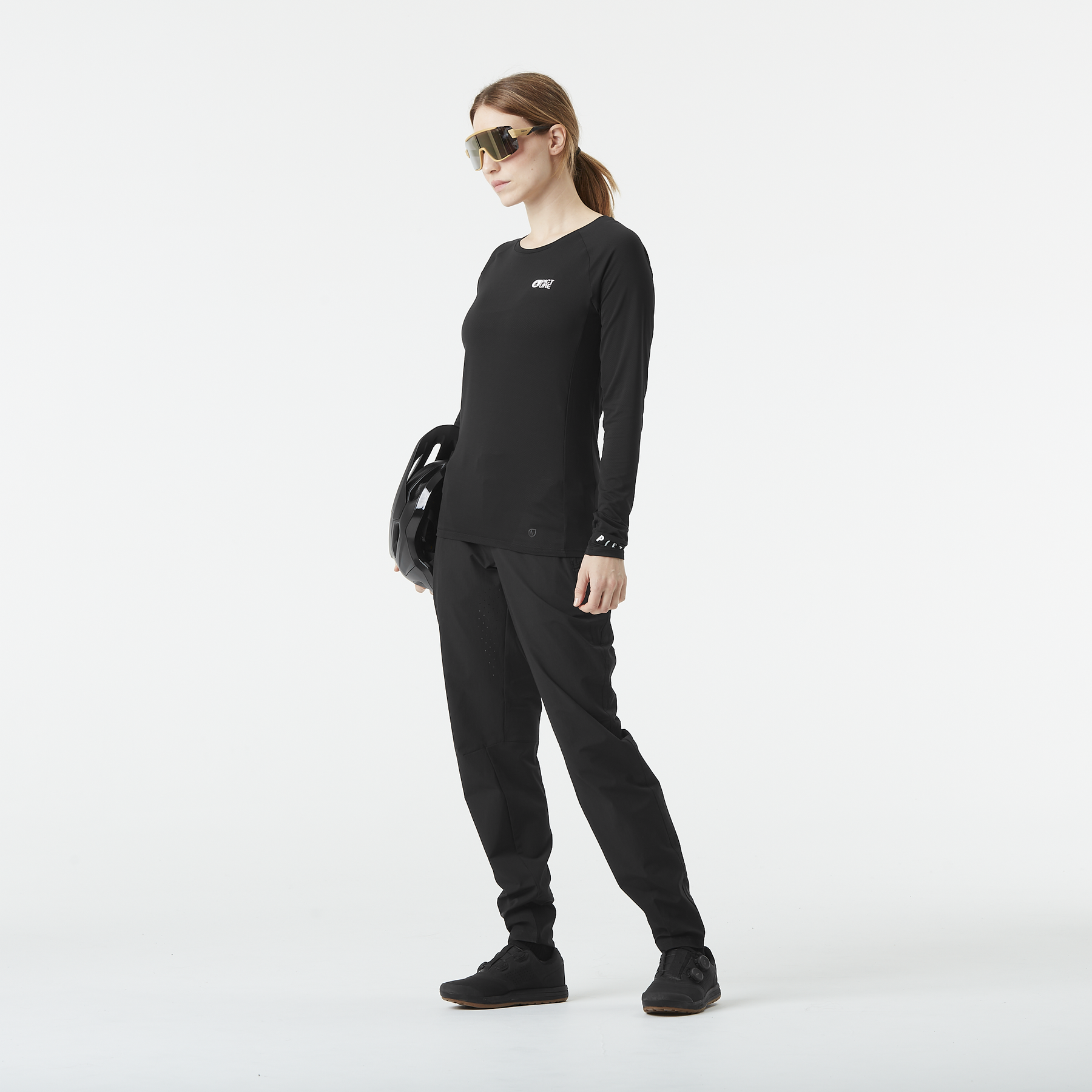 ACARAS LS TECH TEE __color:Black#2