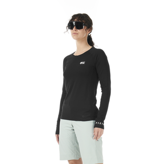ACARAS LS TECH TEE __color:Black#0