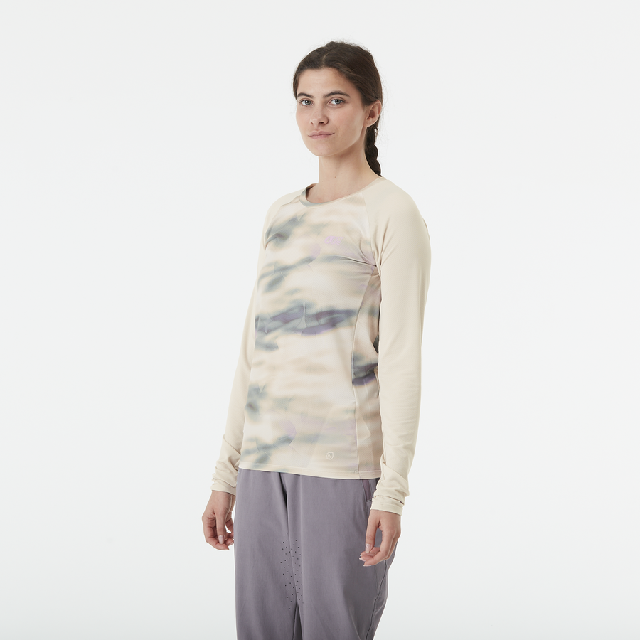 ACARAS PRINTED LS TEE __color:Celerity_Print#1
