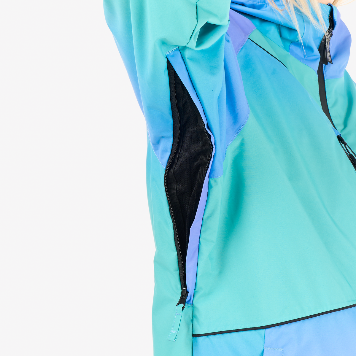 LUMA GRADIENT JACKET