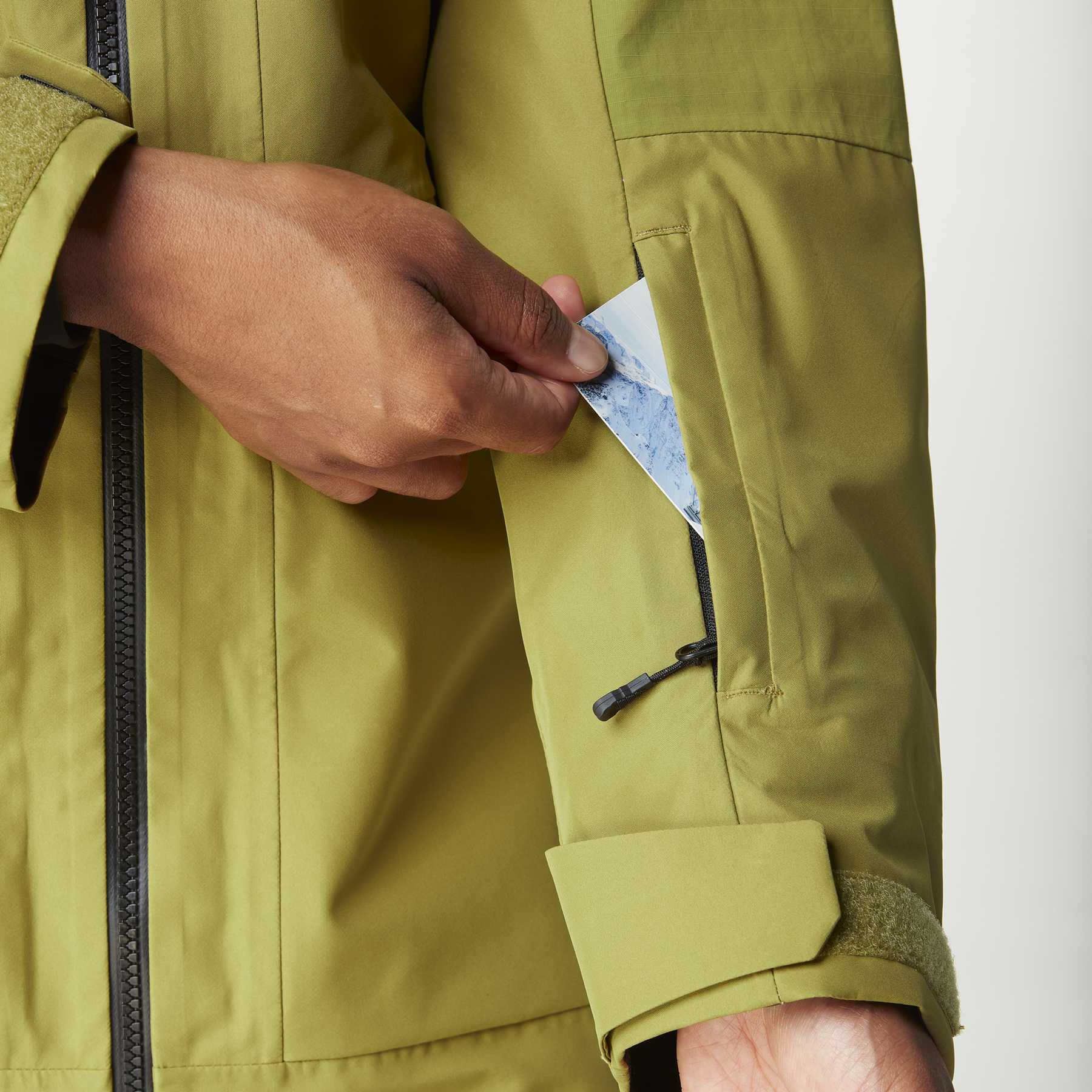 GRAVITA 3L JKT __color:Green_Moss#15