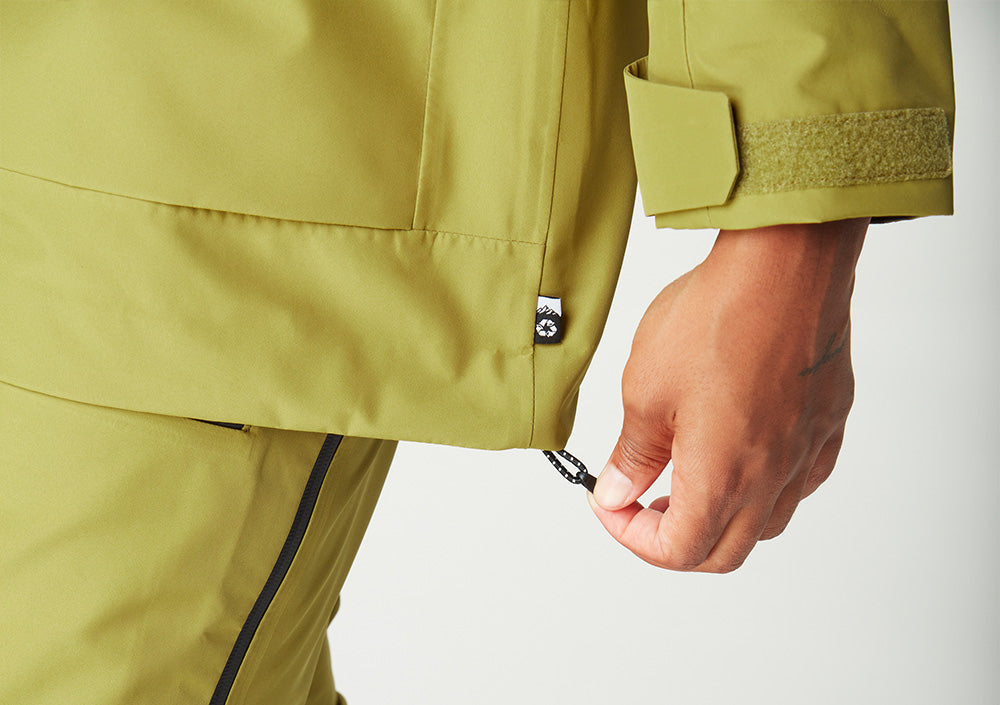 Elasticated bottom hem