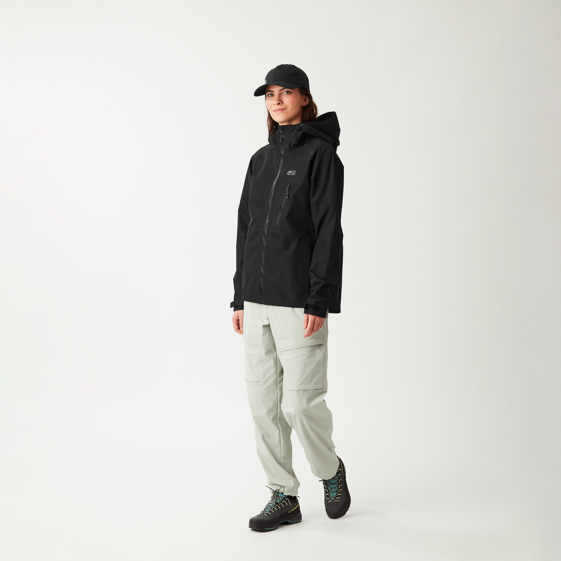 ABSTRAL+ 2.5L W JKT __color:Black#3
