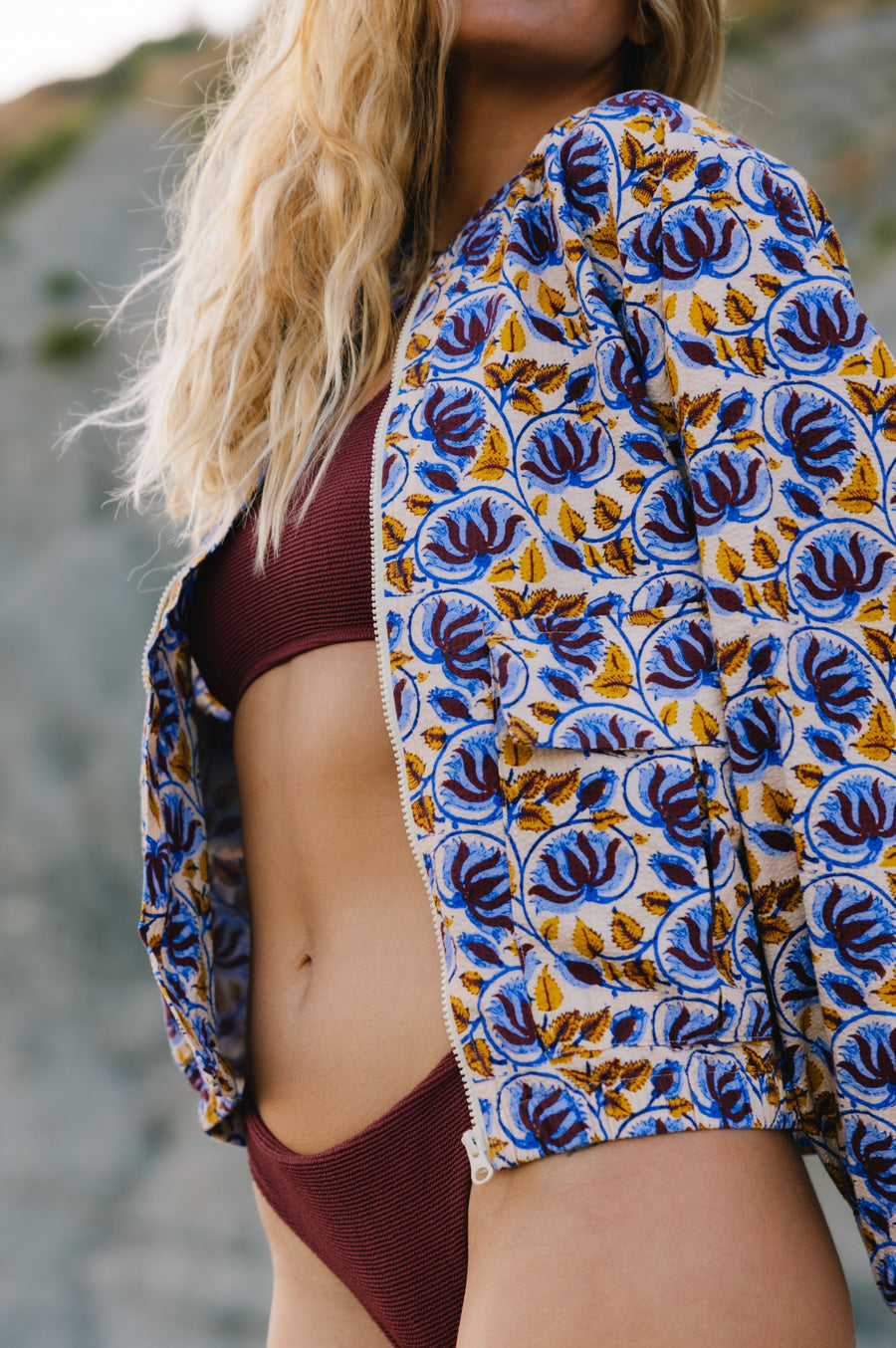 SERENATA PRINTED JKT __color:Alpine_Thistle_Print#5