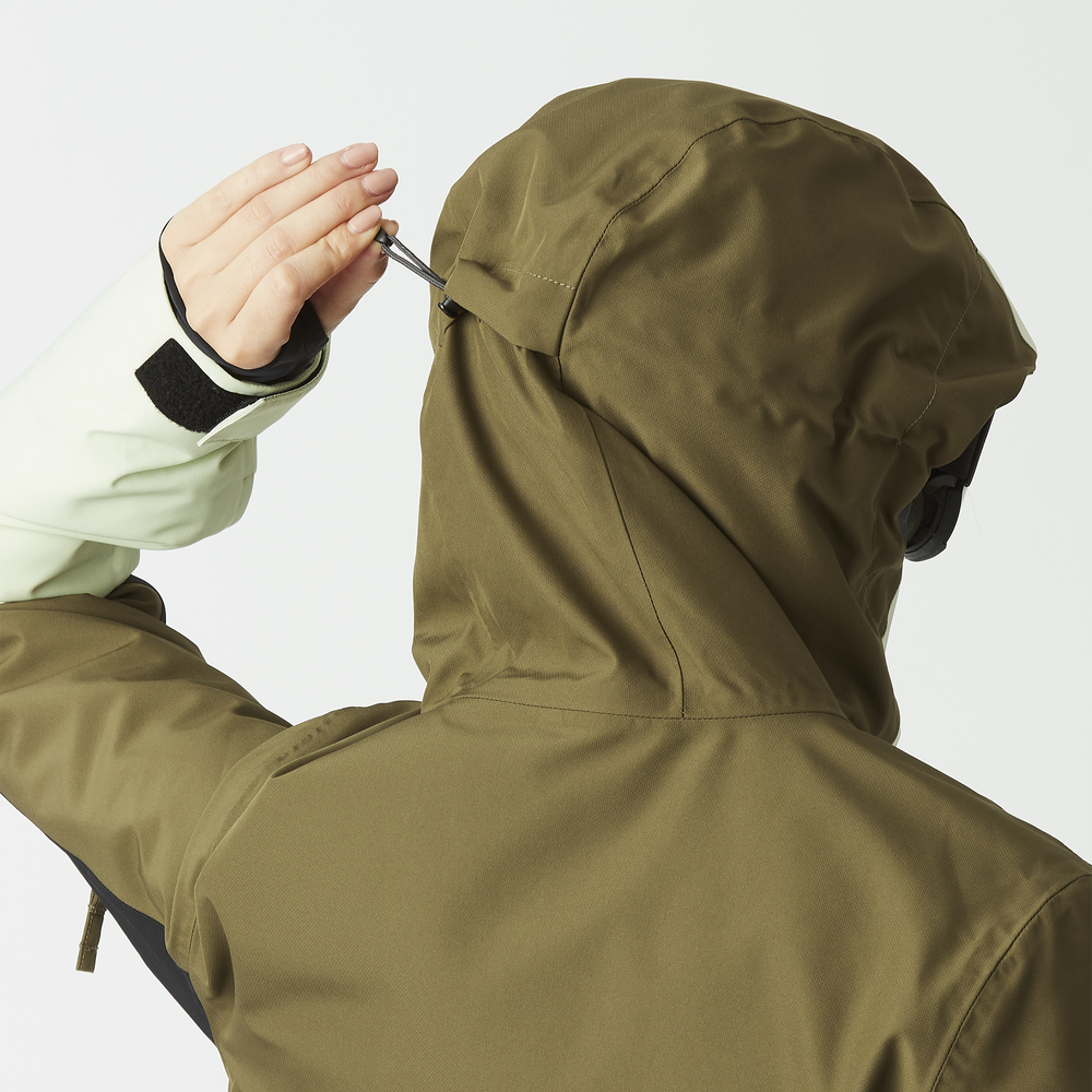 Ergonomic hood with three-point adjusment system