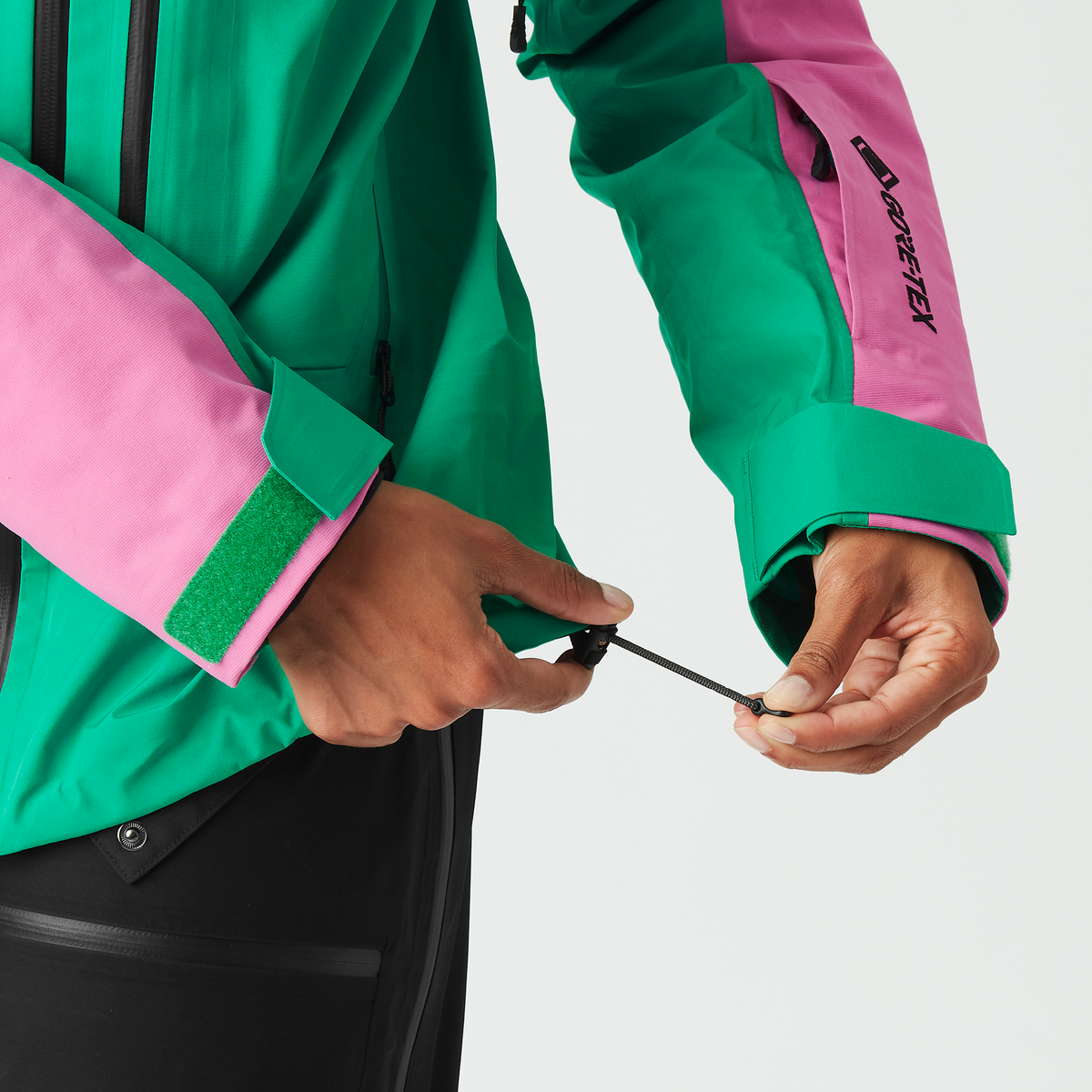 GRAVITA GORE TEX 3L JKT __color:Emerald#43