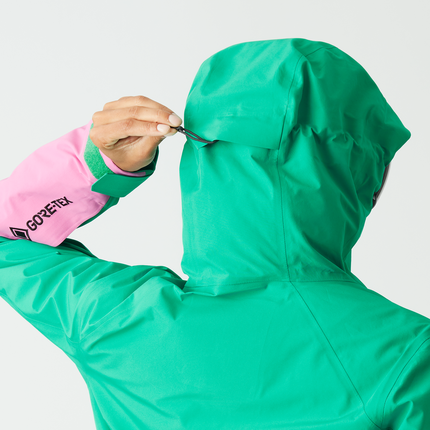 GRAVITA GORE TEX 3L JKT __color:Emerald#19
