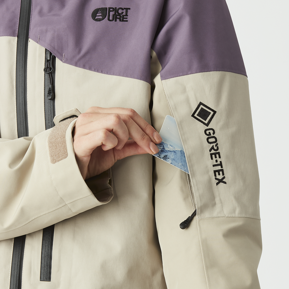 Ski pass pocket