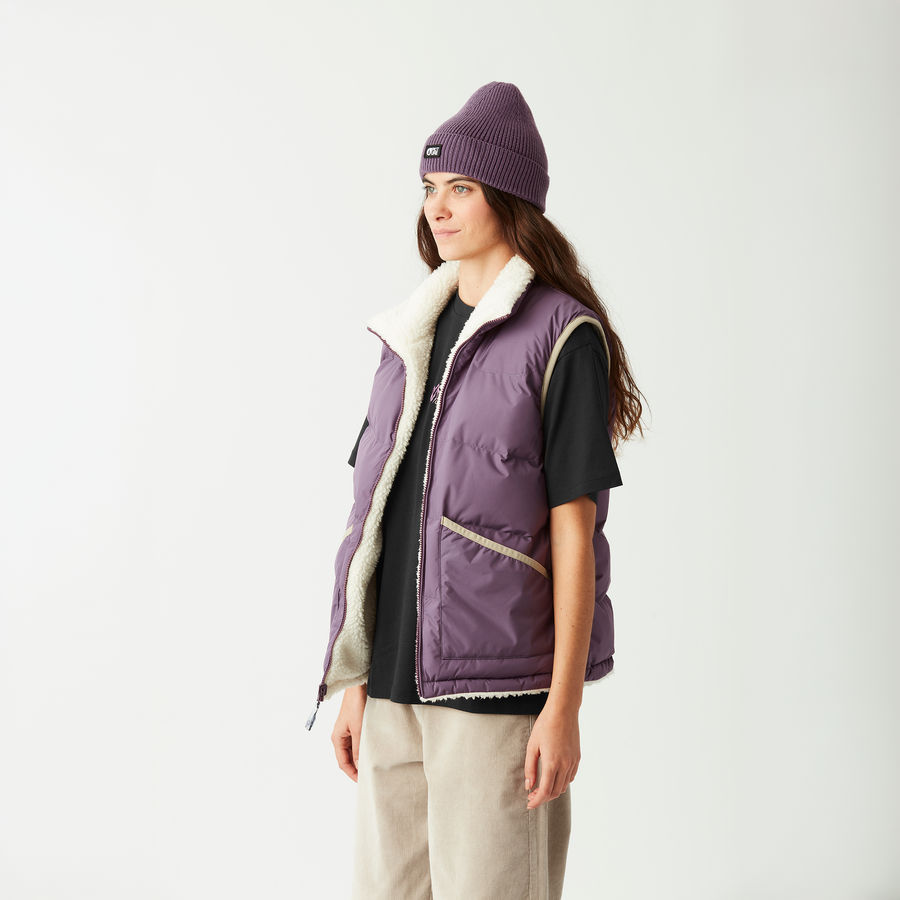 HYLLA REV VEST __color:Grape_Jam_Tofu#15